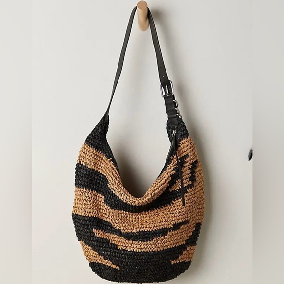 NWT Free People Santorini Straw Tote Bag Black Mix - Picture 6 of 10
